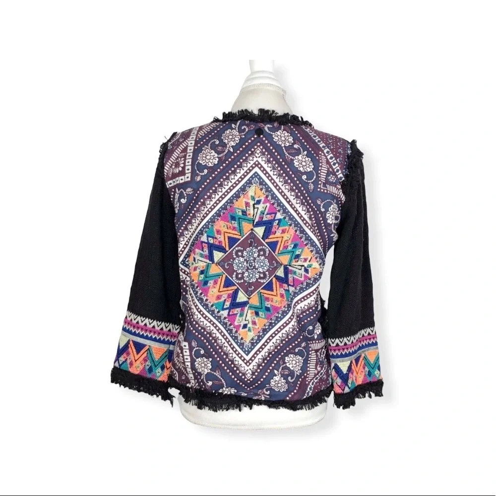 Billabong Women’s Lou Embroidered Black Cropped Jacket size Medium - Picture 5 of 8